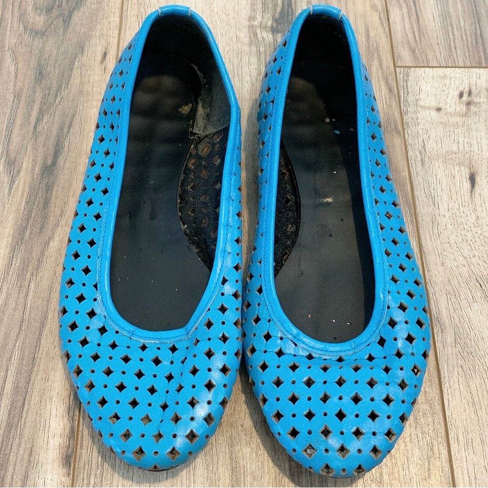Vintage Leather Laser Cut Out TicTacToes Ballet Flats Blue Women’s 8